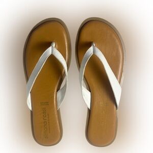 Made in Italy Simona Rossi white leather things size 9.5 women’s. Made in Italy.